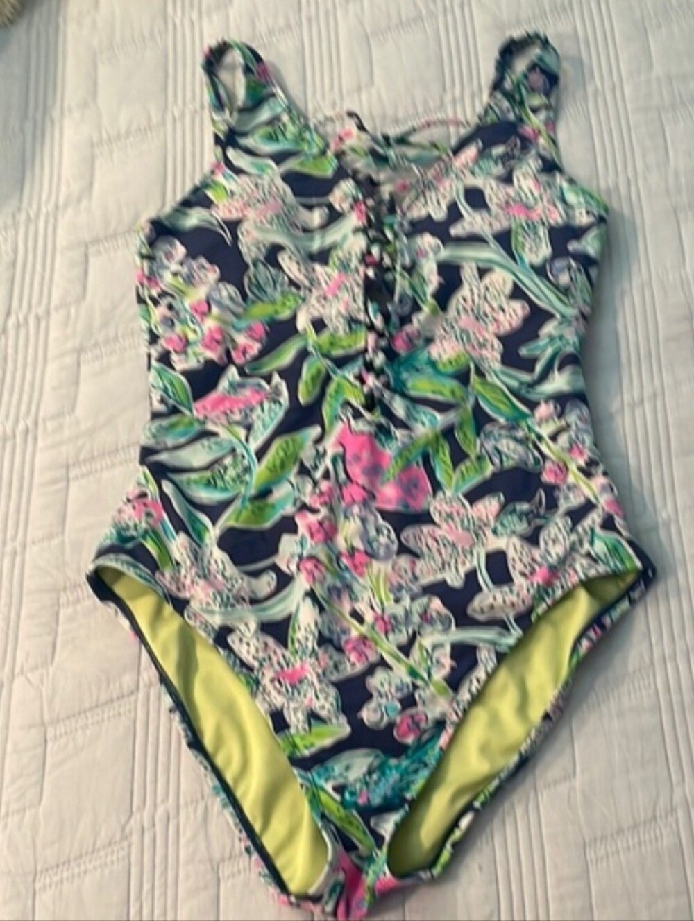 Lilly Pulitzer Swimsuit 8 Gorgeous, Never Worn.
